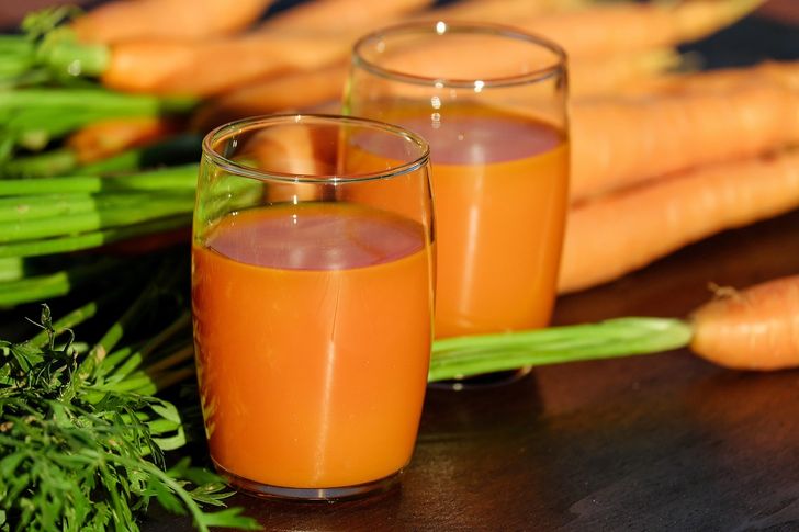 6 Foods That Can Help You Look 10 Years Younger