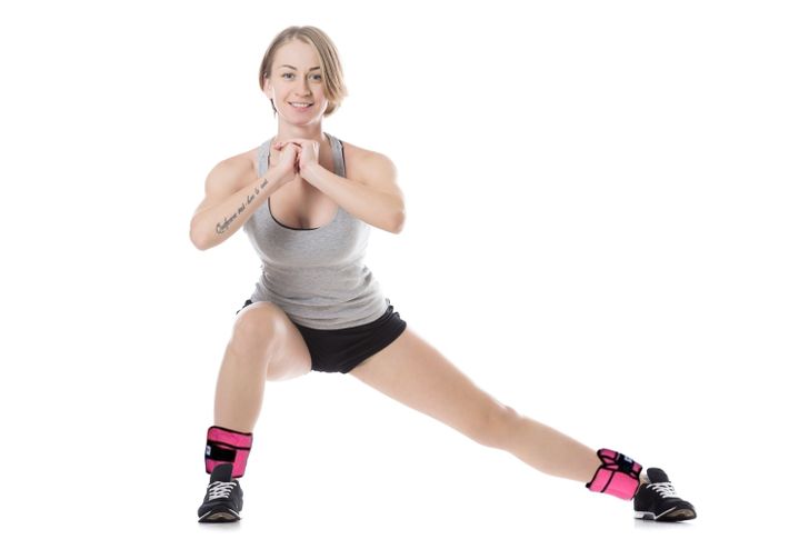 Enhance Your Workout With 7 New Easy Legs and Butt Exercises That Use Ankle Weights