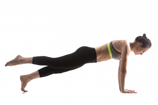 8 Light Fat-Burning Exercises You Can Do Right in Bed