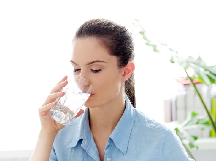 How to Treat Water Retention and Stop It From Returning