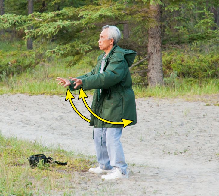 This Is the Best Anti-Aging Workout, According to Chinese Master