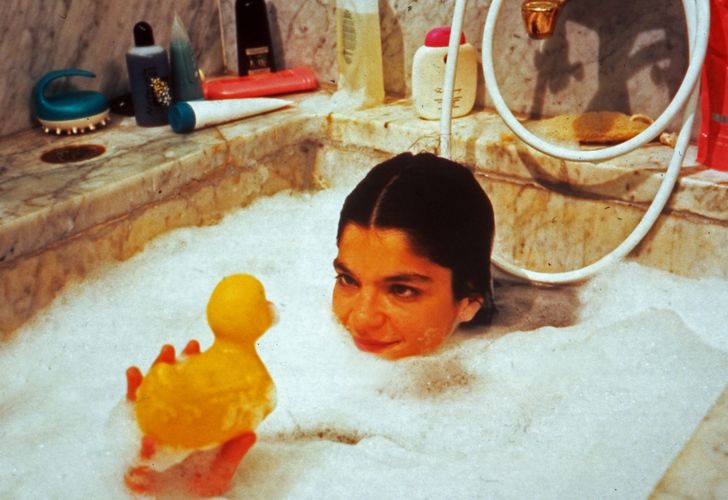 Lying in a Long Hot Bath Can Burn As Many Calories As a 30Minute Walk